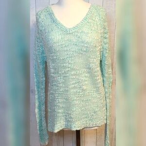Soft V-neck Sweater in Mint Green & White from Aeropostale